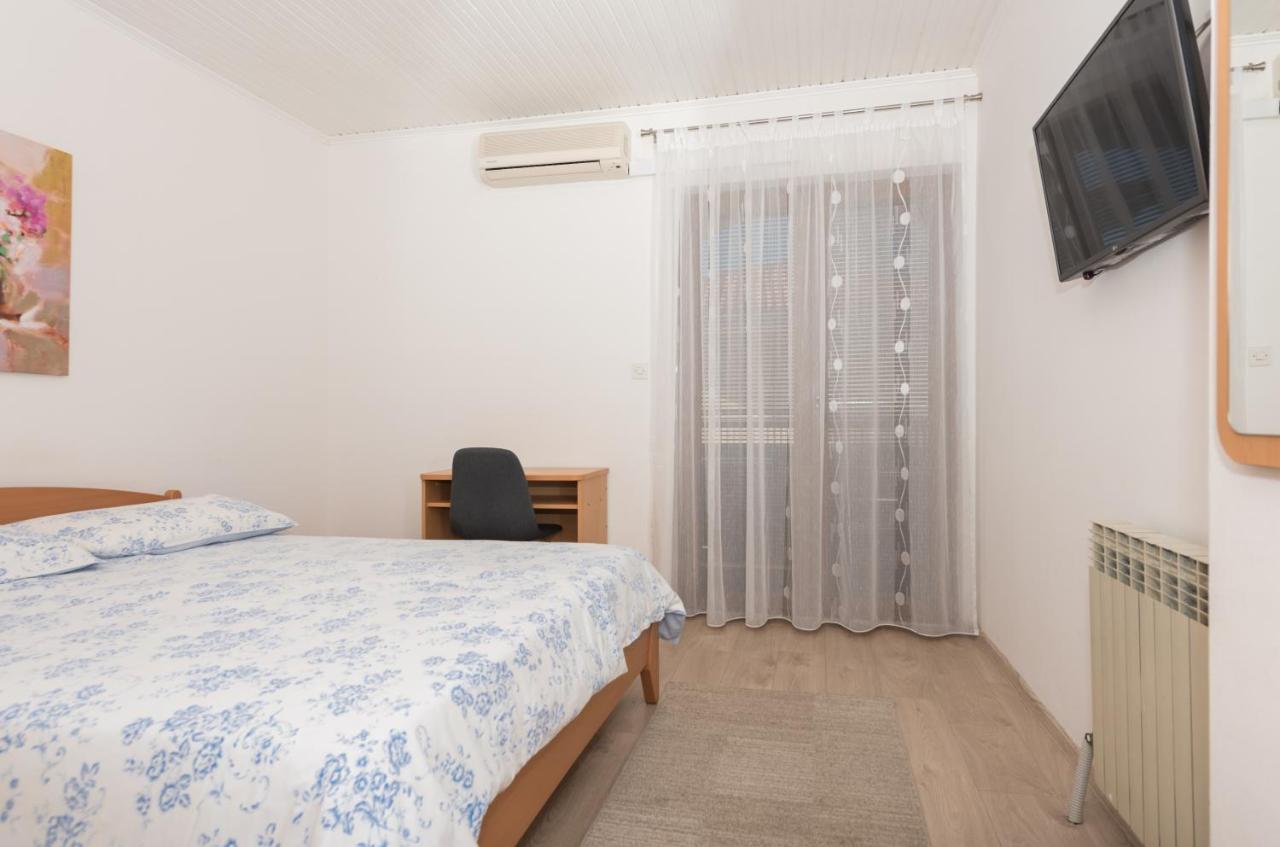 מאקרסקה Apartmani Cesljar מראה חיצוני תמונה